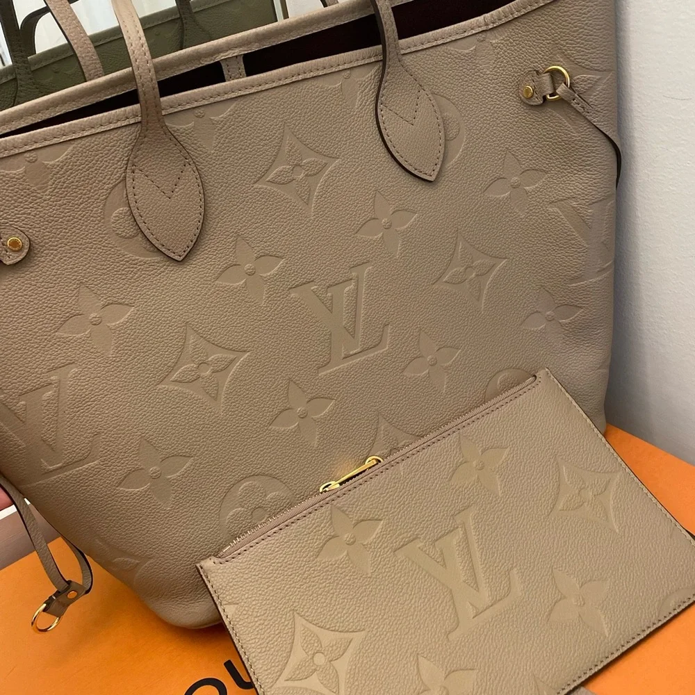 Louis Vuitton Neverfull Empreinte - Picture 2 of 16